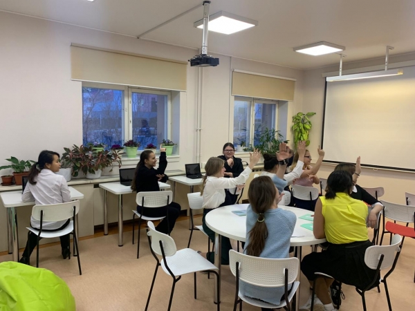 Урок &quot;Мир профессий&quot; 